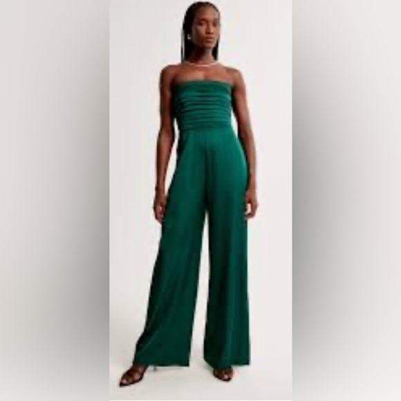 Abercrombie & Fitch Emerson Ruched strapless jumpsuit - Picture 7 of 8